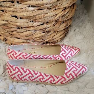 Rowen Geometric Print Pink And White loafers